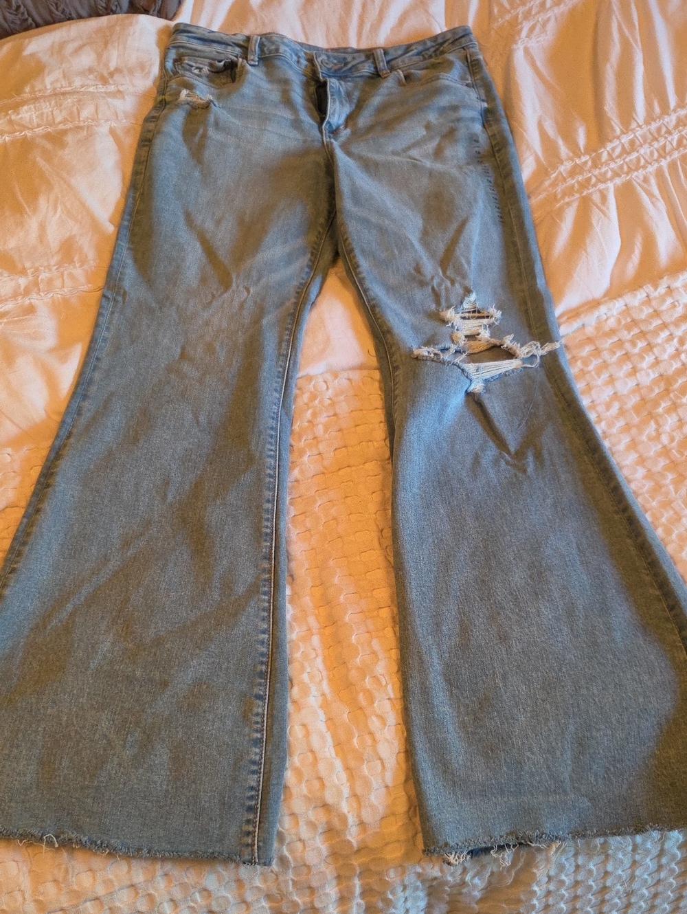 American Eagle Outfitters Distressed Light Blue Flare Jeans Size 16 Long